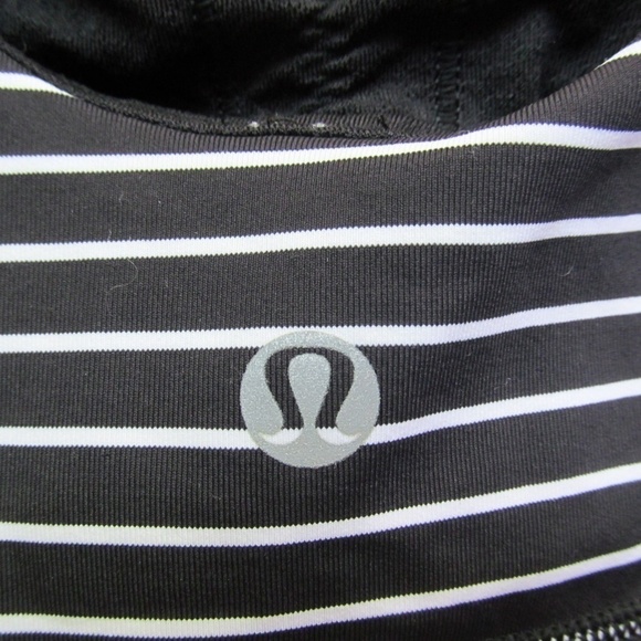 Ladies Lululemon Two Athletic Workout Top & Crop Leggings Size 4 - Picture 6 of 13